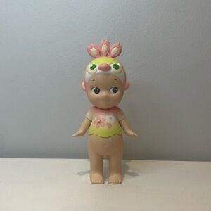 Sonny Angel - Peacock Cherry Blossom